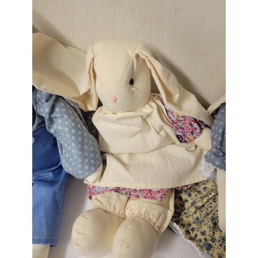 ‎Doll - Picture 5 of 12